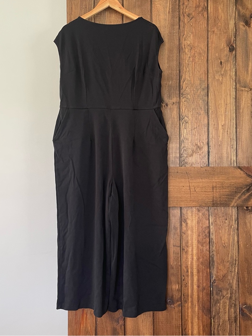 Old Navy Black Ponte Wide Leg V Back Short Sleeve Jumpsuit Romper XL Tall